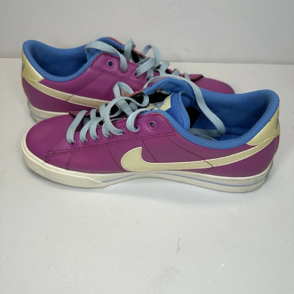 Nike‎ Classic Pink Leather Swoosh Woman's Size 10 Skate Sneakers Preppy Punk